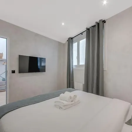 펜션 Luxueuse Maisonnette Au Coeur De Batignolles 17eme *
