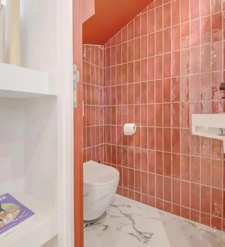 Ferienhaus Luxueuse Maisonnette Au Coeur De Batignolles 17eme Paris